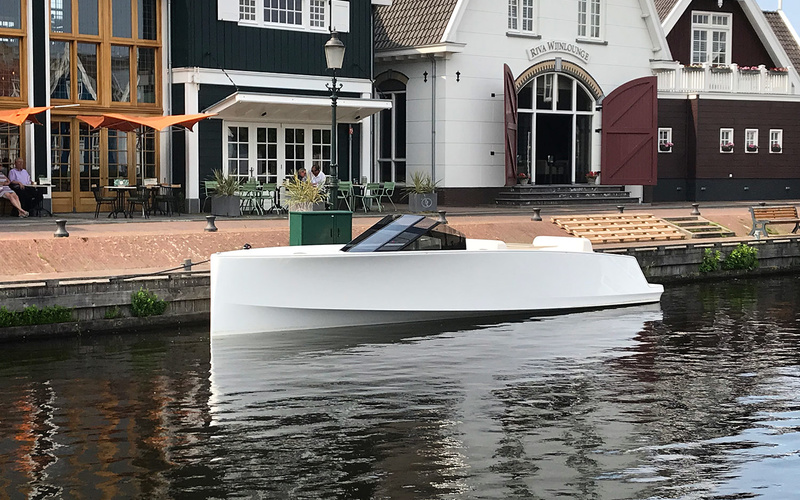 Q Yachts Q30