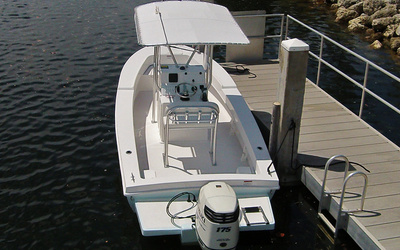 Dusky 217 Open Fisherman