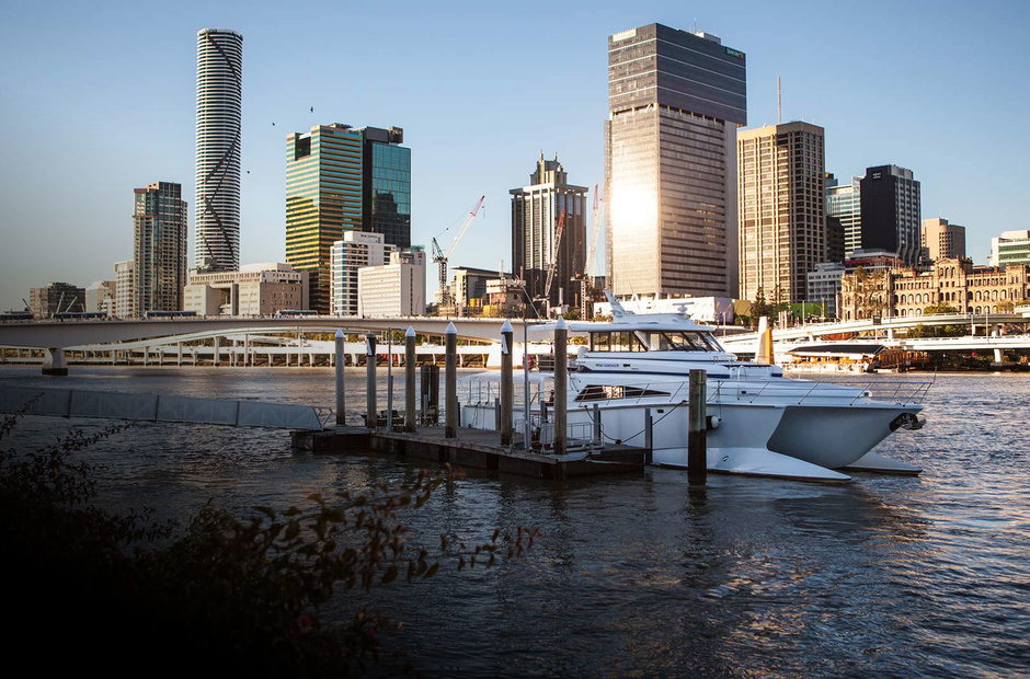 Azzura Yachts  Pure Adrenalin