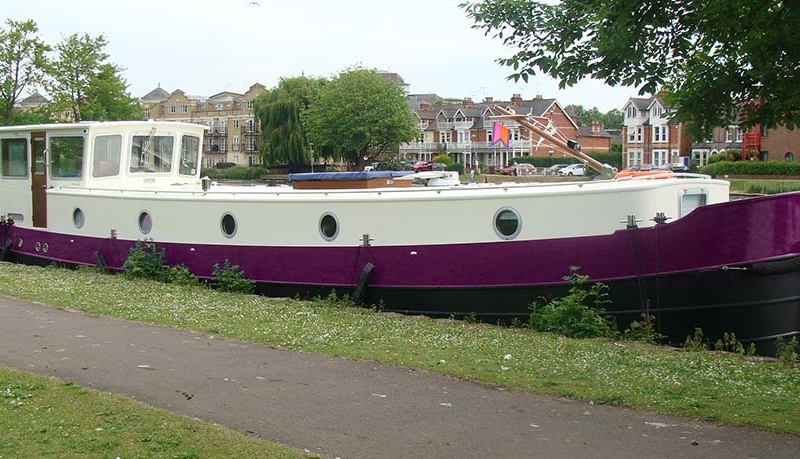 Piper 60M Motor Class Dutch Barge