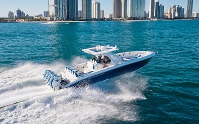 Midnight Express 37′ Open