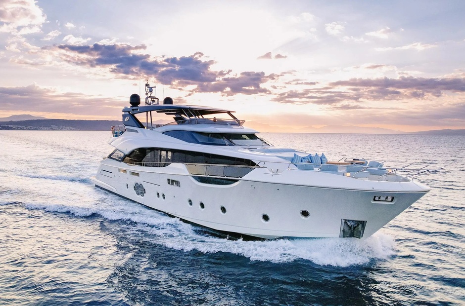 Monte Carlo Yachts Rocco
