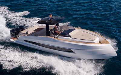 Astondoa 377 Coupe Outboard