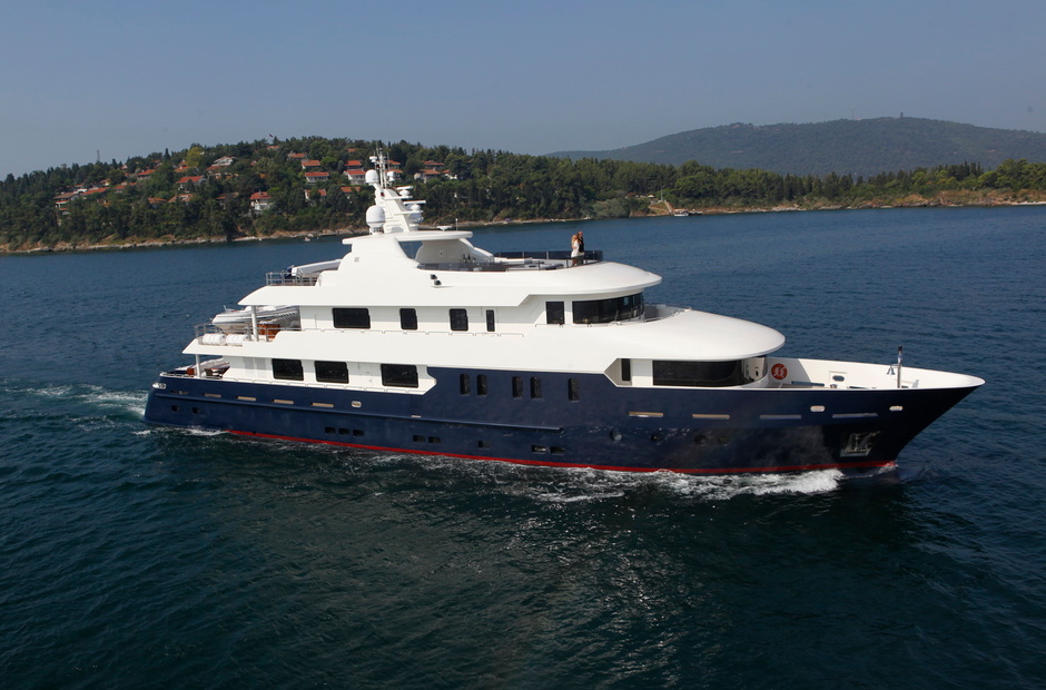Mengi-Yay Yachts Serenity II