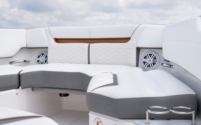Tiara 43 LS