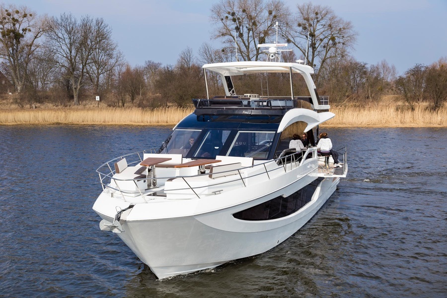 Galleon 640 Fly