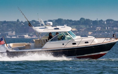Hunt Surfhunter 32