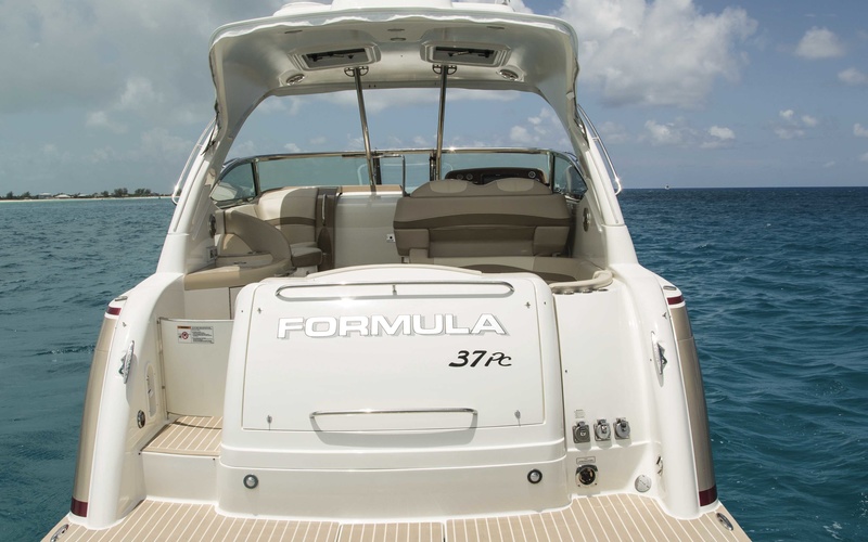 Formula 37 Performance Cruiser