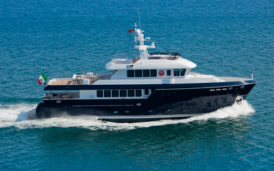 Cantiere delle Marche Darwin 102