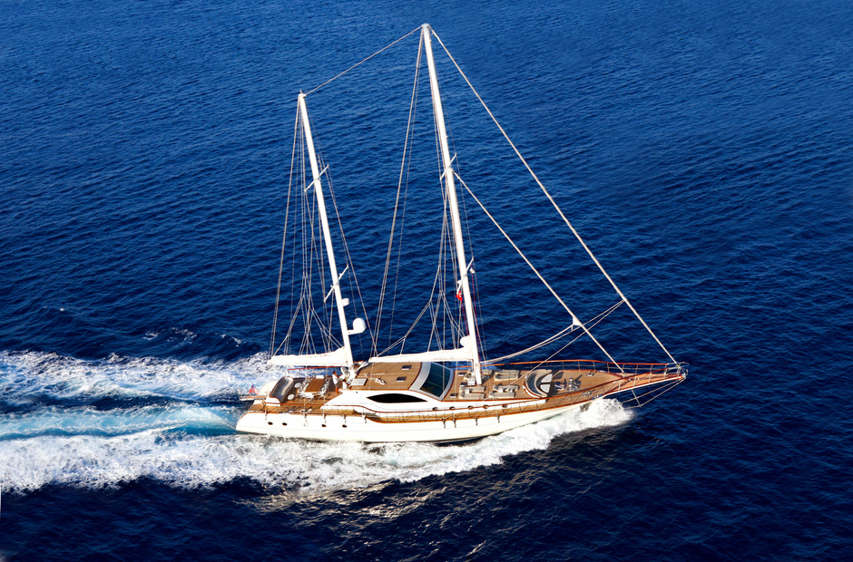 Custom Boats Miss B