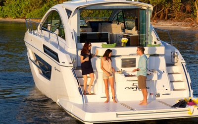 Cruisers Yachts 50 Cantius