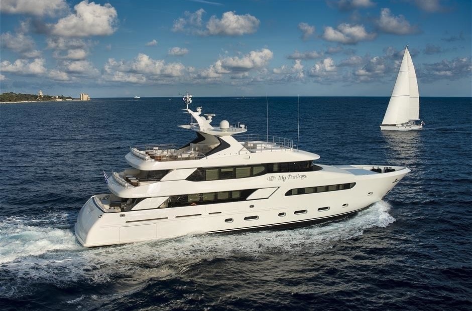 Marin LuxurYachts Darlings