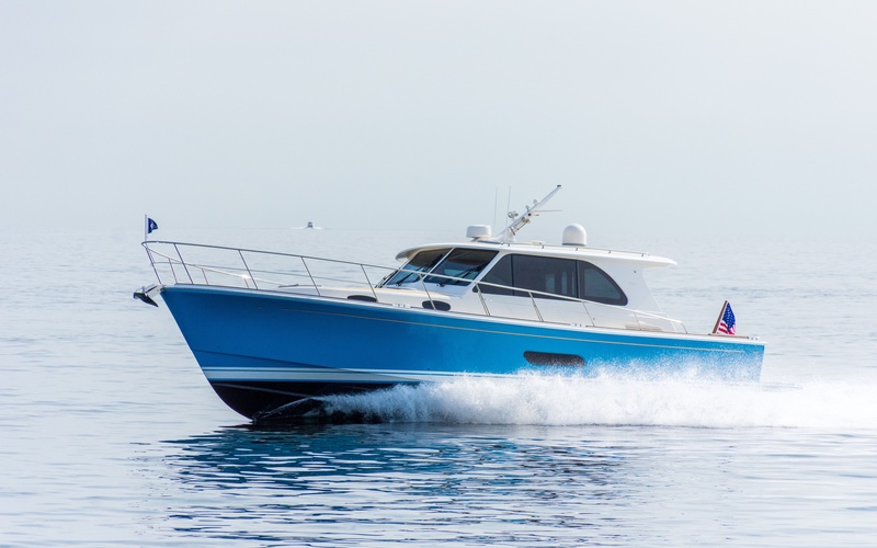 Grand Banks  Eastbay 44