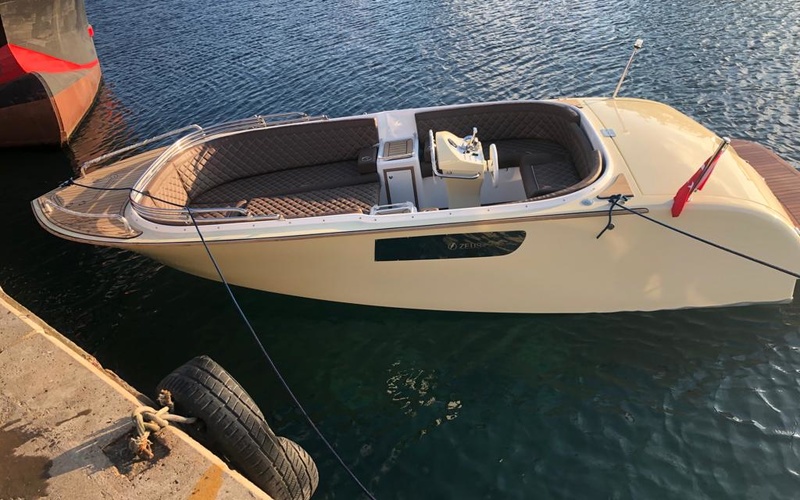 Zeus Canal 6.5 m