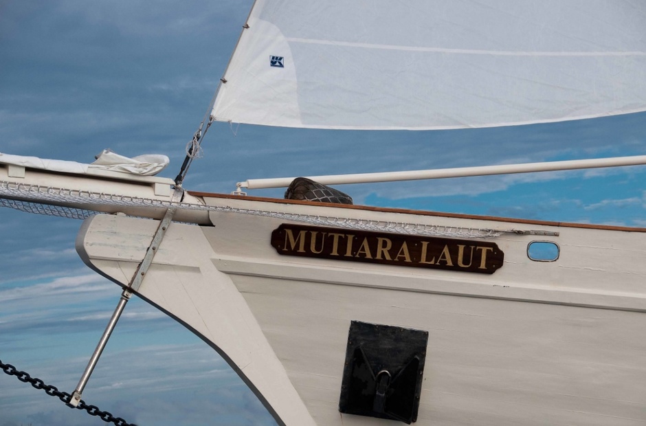 Custom Mutiara Laut
