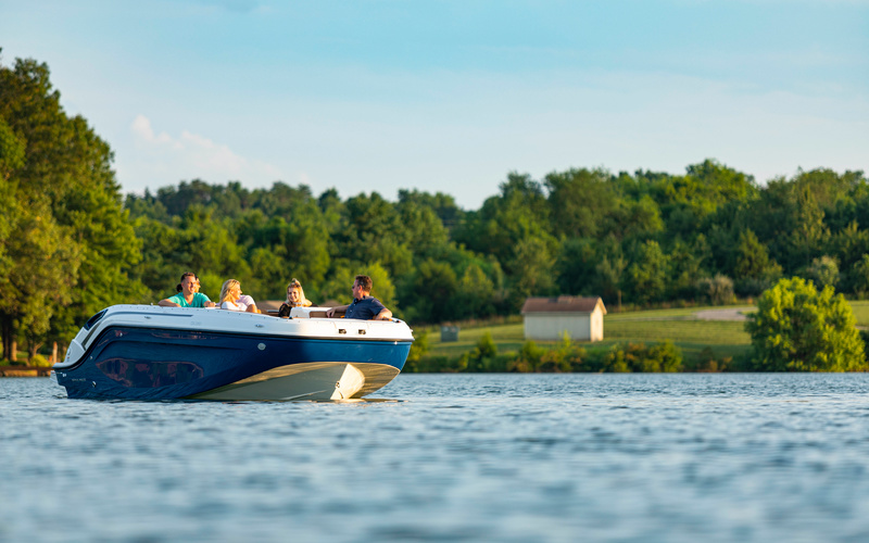 Bayliner DX2200