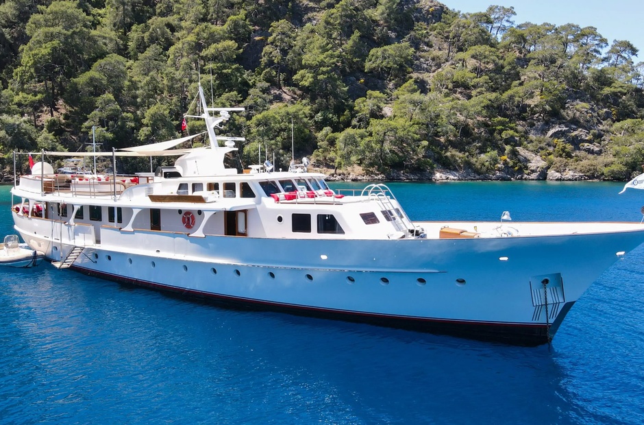 Feadship Alhambra