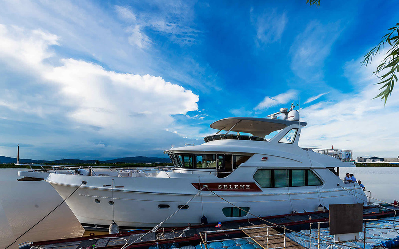 Selene 60 Ocean Explorer