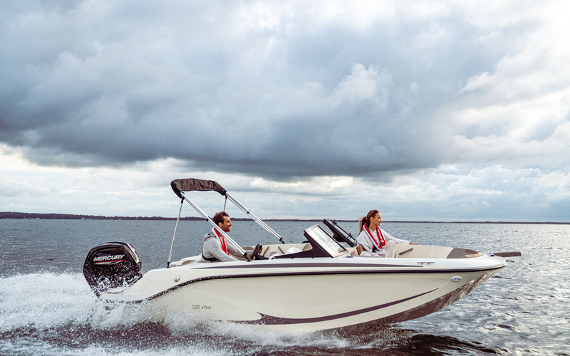 Quicksilver 525 aXess