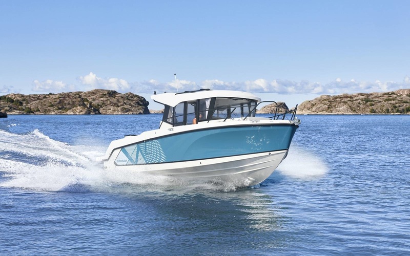 Quicksilver 805 Pilothouse
