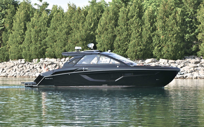 Cruisers Yachts 42 GLS I/O