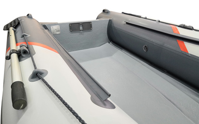 WINboat 330R