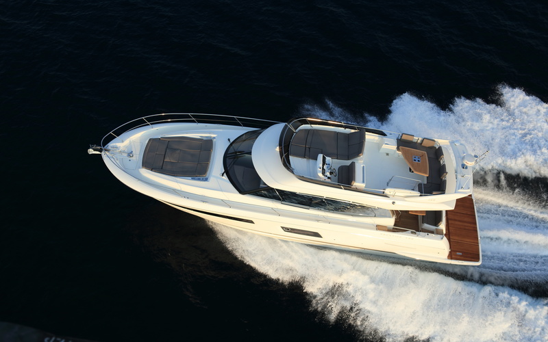 Prestige 560