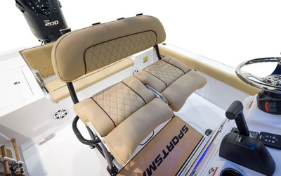 Sportsman Masters 227 Bay Boat
