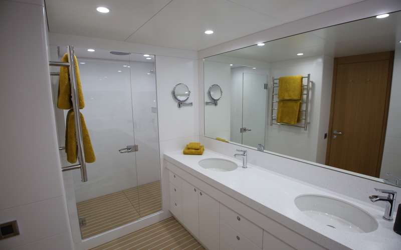 EdgeWater 208CC