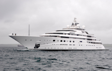Lurssen A+