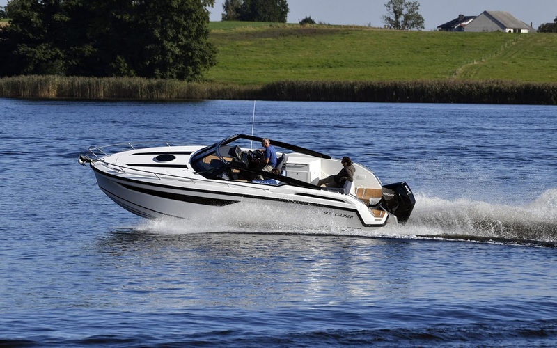 Parker 800 Cruiser