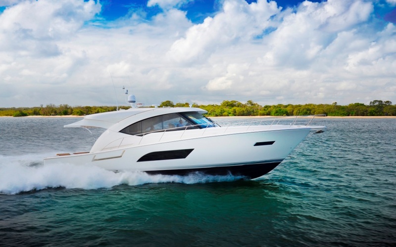 Riviera 565 SUV