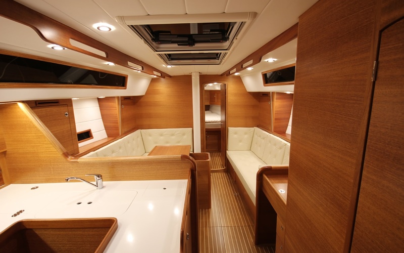 CR Yachts 410
