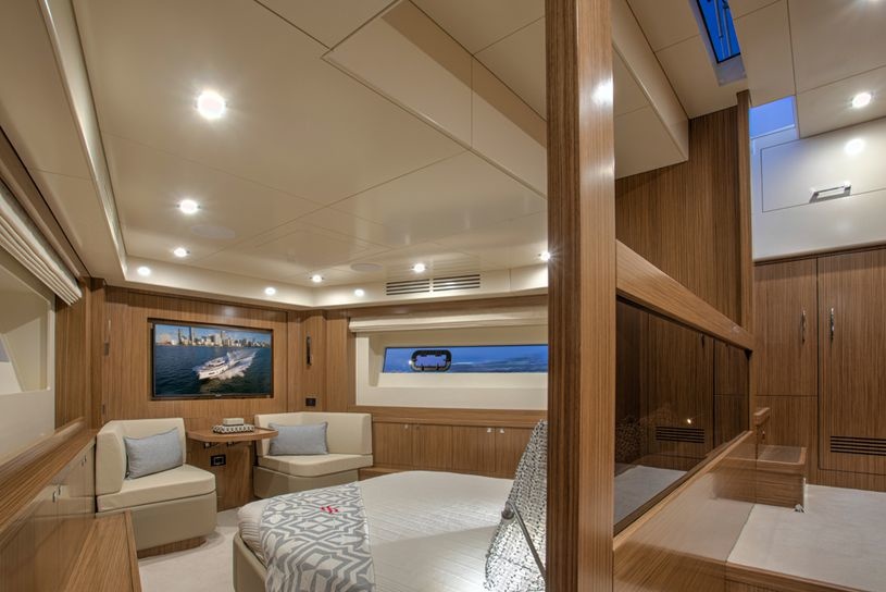 In the master quarters. On the left you can see the beginning of the stairs to the bow deck.