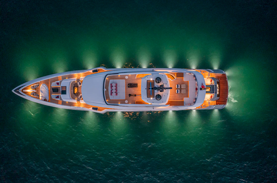 ISA Yachts Aria SF