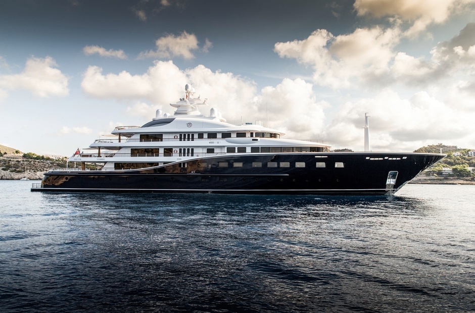 Derecktor Shipyards Aquila