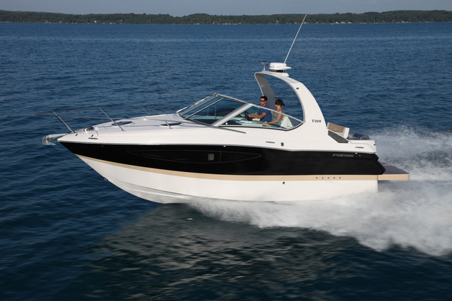 Four Winns V305
