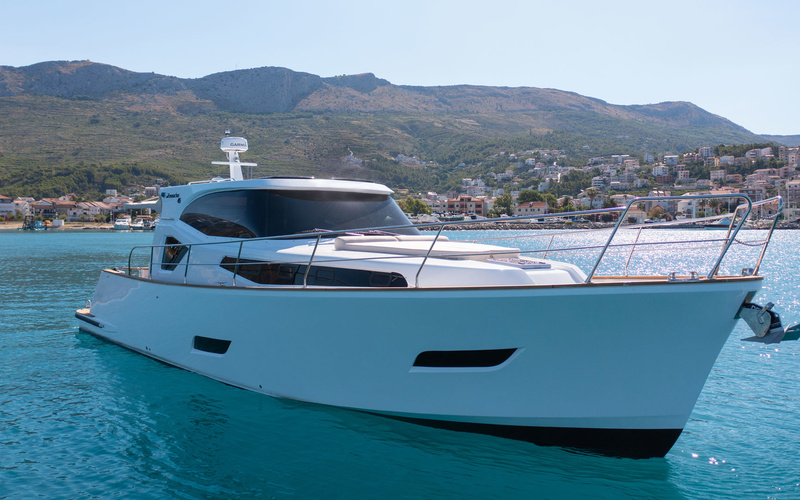Monachus Issa 45