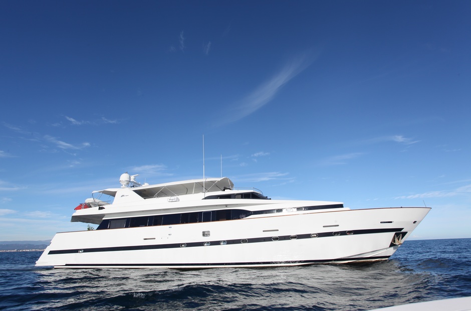 Azimut Moondance