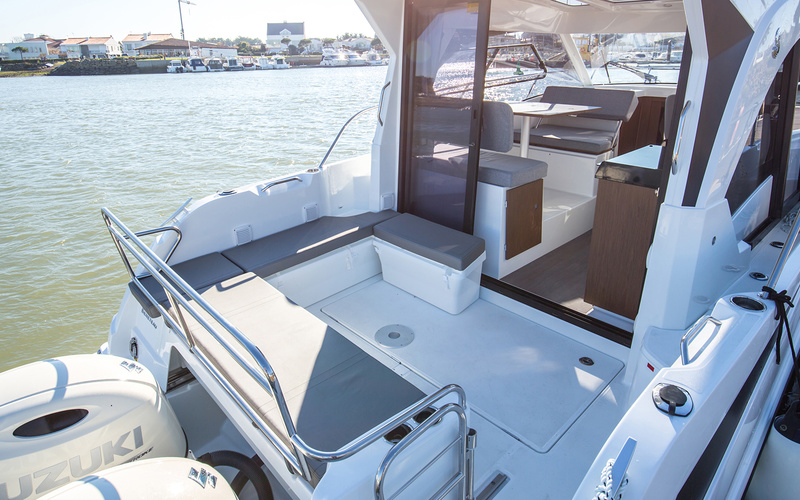 Beneteau Antares 9