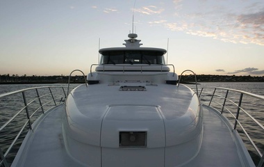 Azzura Yachts  Pure Adrenalin