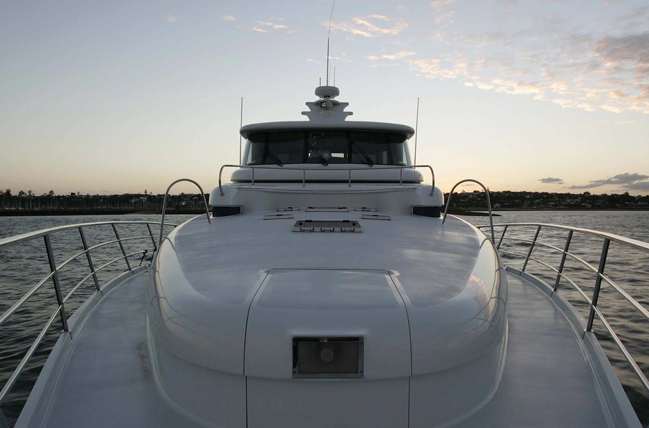 Azzura Yachts  Pure Adrenalin