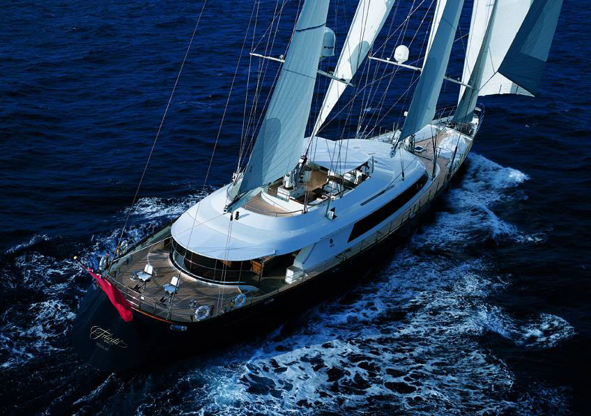 Perini Navi Almyra II