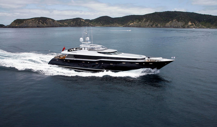 Alloy Yachts Gazelle