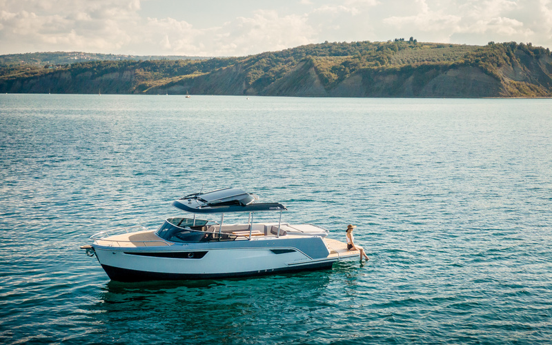 Alfastreet Marine 28 Cabin Electric