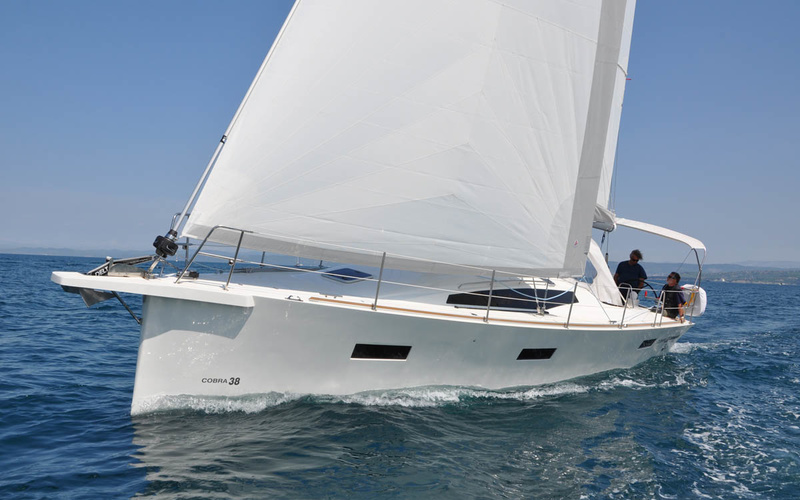 Cobra 38