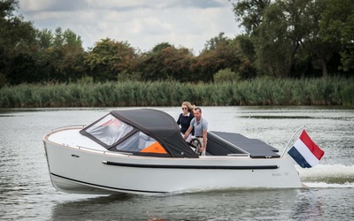 Maxima 730