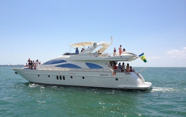 Azimut Circus