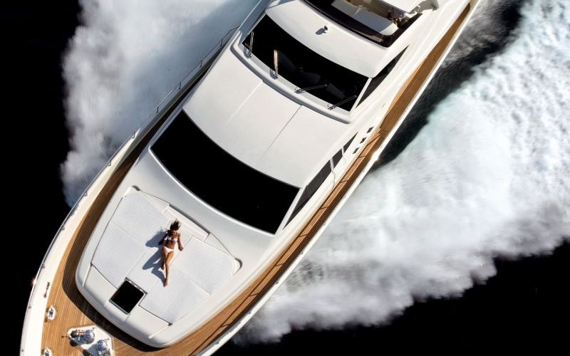 Ferretti 881RPH