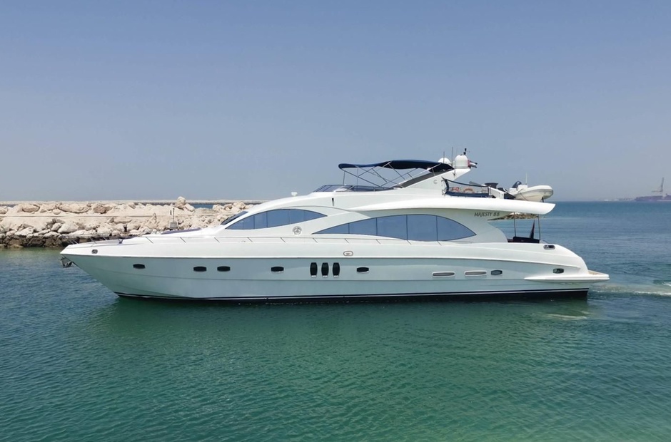 Gulf Craft Majesty 88